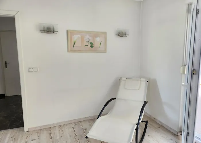 Naturpur Semesterbostad