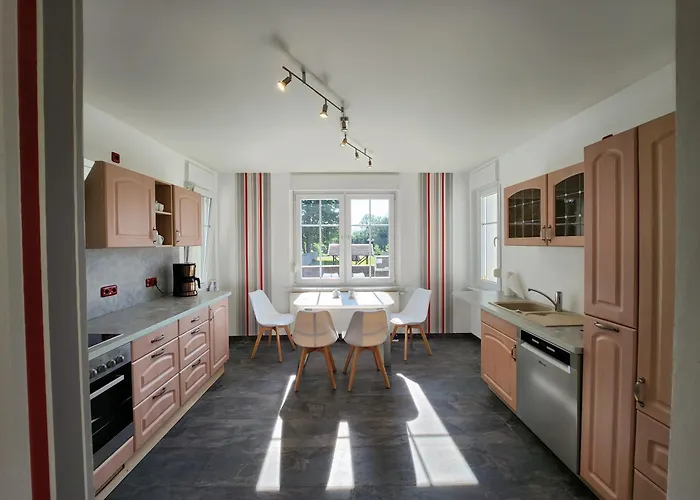 Semesterbostad Naturpur